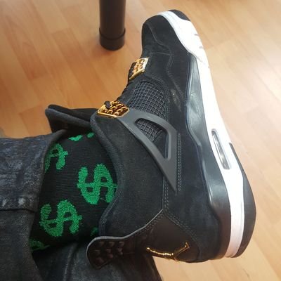 Profile Picture of MikeyDmoney (@MikeDunleavy7) on Twitter