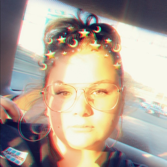 Profile Picture of Alexandria Nordin (@ally_321) on Poshmark
