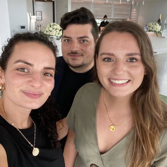 Profile Picture of Francesca Weaver (@weaver123) on Poshmark