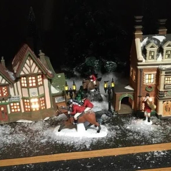 Profile Picture of Debbie Caruso (@debbiecaruso) on Poshmark