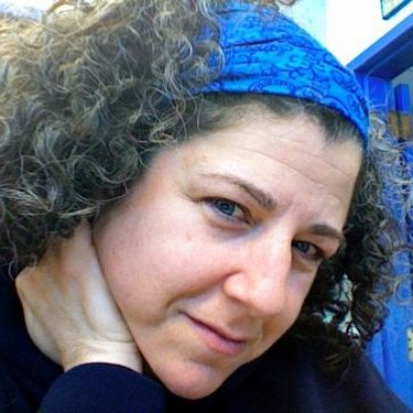 Profile Picture of Liz Pleshette (@LizCollegeMama) on Twitter