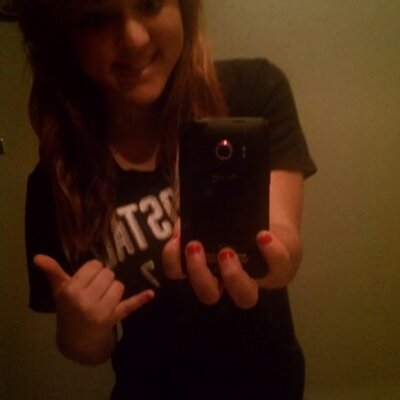 Profile Picture of Jami Jeffrey (@mydruggisyou) on Twitter