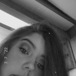 Profile Picture of Julia Poole (@heyitz__jewelz) on Instagram