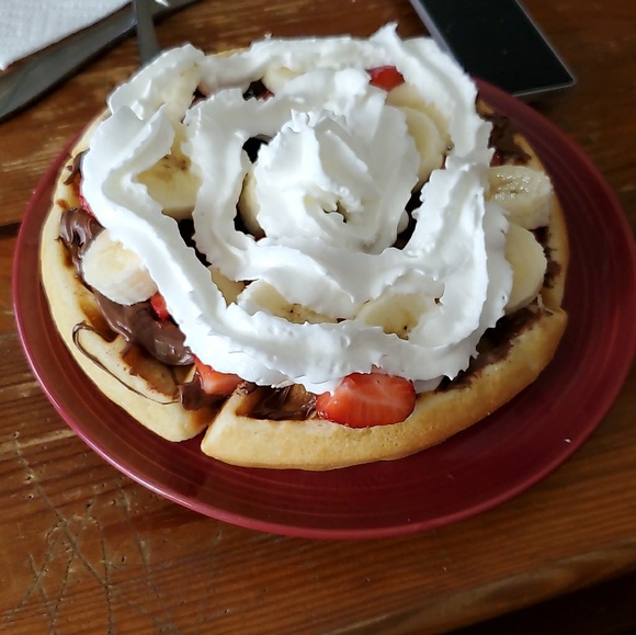 Profile Picture of Oren Inbar (@oreni777) on Poshmark