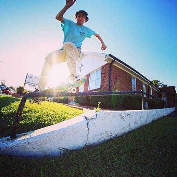Profile Picture of Carson Thomas (@carson101datway) on Poshmark