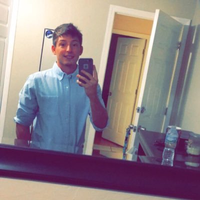 Profile Picture of Andrew (@AndrewStuckert) on Twitter