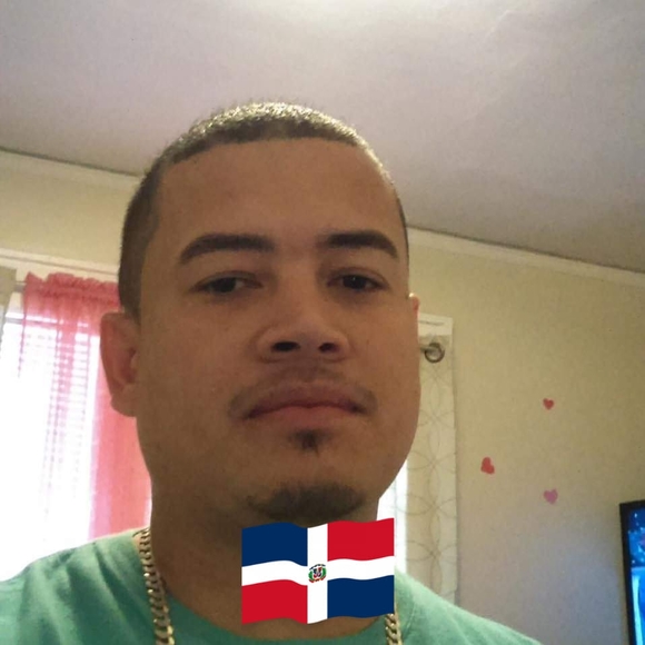 Profile Picture of Pedro Marmolejos (@pedromarmolejos) on Poshmark