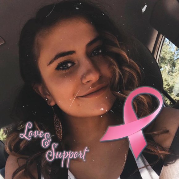Profile Picture of Kinsey Chernicky (@kinseychernicky) on Poshmark
