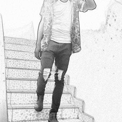 Profile Picture of Stephen Heinnah Hertz (@HeinnahHertz) on Twitter