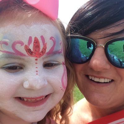 Profile Picture of Pamela Davidson (@PamDavo) on Twitter