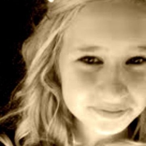 Christina Lee Molloy - Myspace Profile Picture of Christina Lee Molloy (@156833760) on Myspace