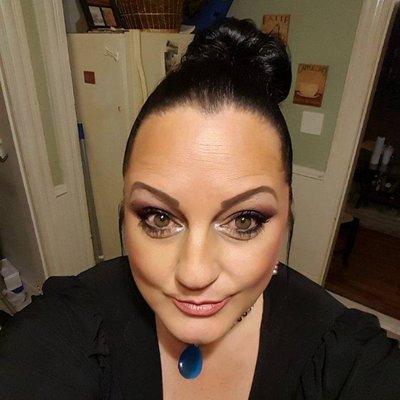 Profile Picture of Melissa Galindo-Ryan (@pearlgirl143) on Twitter