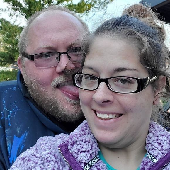 Profile Picture of Timothy Hetzner (@timothyray) on Poshmark