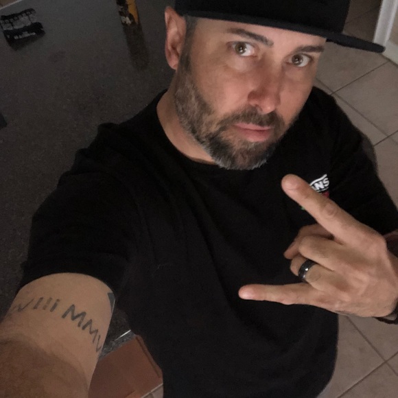 Profile Picture of Matt Kunowski (@mkunowski826) on Poshmark