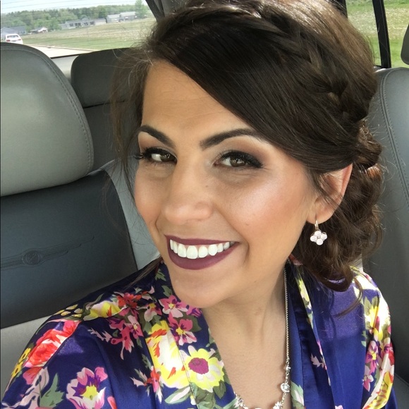 Profile Picture of Courtney Kolthoff (@ckolthoff21) on Poshmark