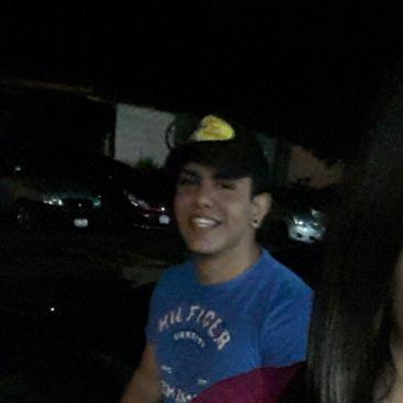 Profile Picture of Sandoval ✌ (@LawrenceSandov9) on Twitter