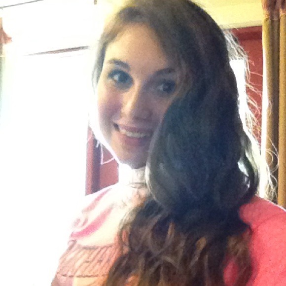 Paige Humphrey - Poshmark Profile Picture of Paige Humphrey (@paigeypie_21) on Poshmark