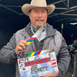 Profile Picture of cjboxauthor (@cjboxnovels) on Instagram