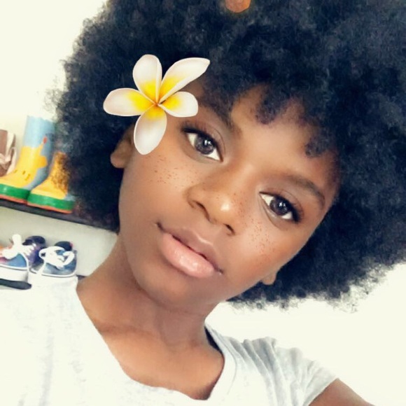 Profile Picture of Keiara Kelly (@littlekeiara) on Poshmark