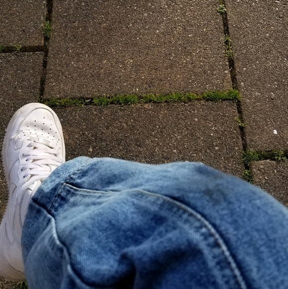 Profile Picture of Sylvia Hahn (@sylvia_aaa) on Poshmark