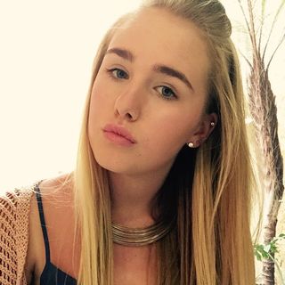 Profile Picture of Lili Pickering (@lili.pickering) on Facebook