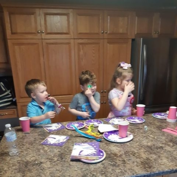 Profile Picture of June Mccann (@june010658) on Poshmark