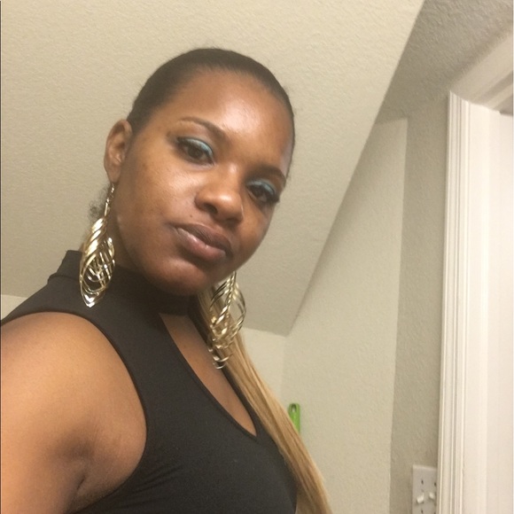 Profile Picture of Cierra Tolbert (@cierratolbert) on Poshmark