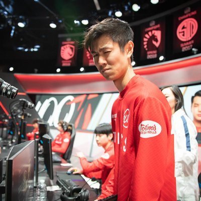 Profile Picture of William Chen (@stuntopolis) on Twitter