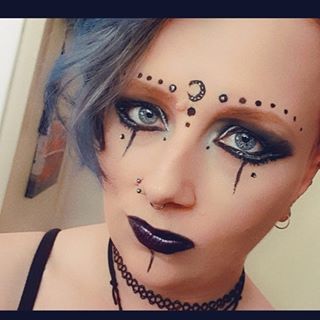 Profile Picture of Joanne Ritchie (@CaptainKittyMcSkittles) on Facebook