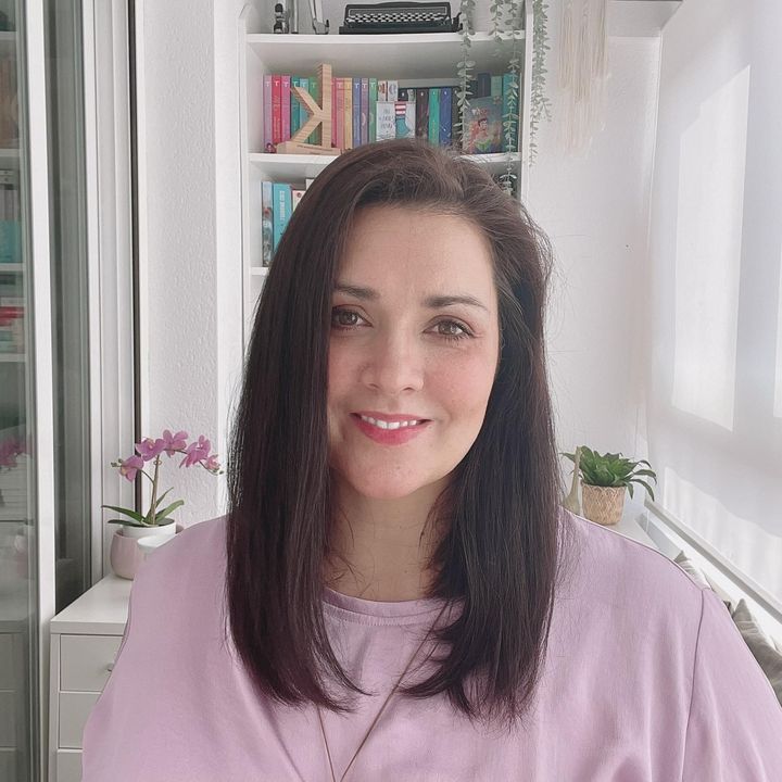 Profile Picture of Lorraine Cocó (@lorrainecoco) on Tiktok