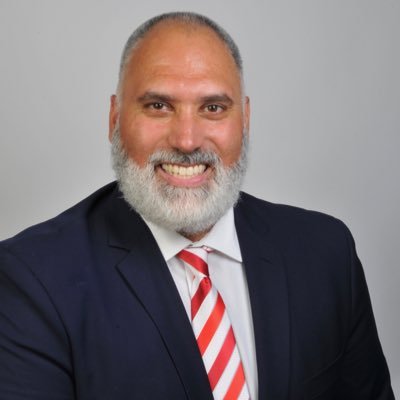 Profile Picture of Louis E. Negron (@NegronHigherEd) on Twitter