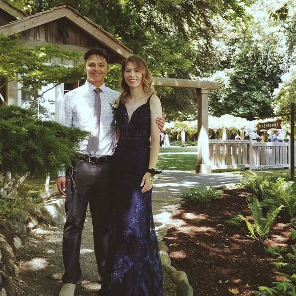 Profile Picture of Reilly Douglas (@reillydouglas) on Poshmark