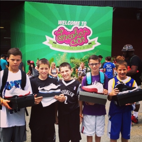 Profile Picture of Sean Clapp (@nosport) on Poshmark