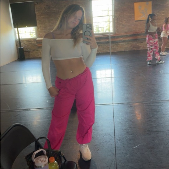 Profile Picture of Kylie Myslinski (@kyliemyslinski) on Poshmark