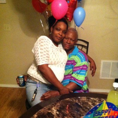 Profile Picture of Yolanda Murphy (@yolandasmiles01) on Twitter