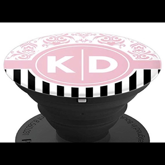 Profile Picture of Kalma Dinram (@kdsimple123) on Poshmark