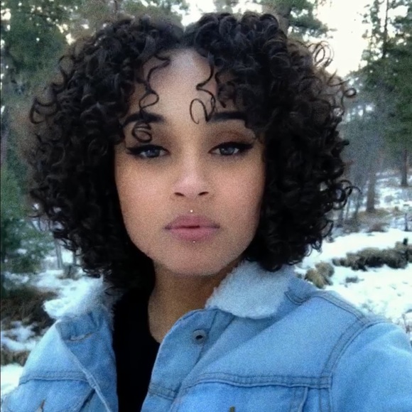 Profile Picture of Jasmine Grantham (@baby_gracee1) on Poshmark