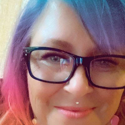 Profile Picture of Sherry Lambie (@L4mb1epi3) on Twitter