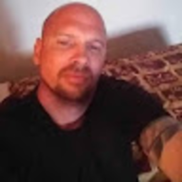 Profile Picture of Michael Herrick (@michaelherrick7) on Poshmark