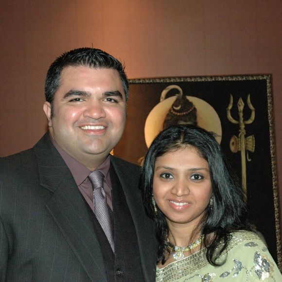 Profile Picture of Anisha Joshi (@anishamuni) on Poshmark