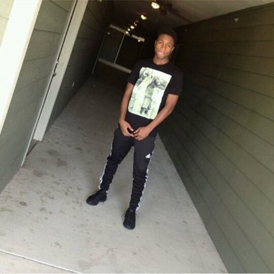 Profile Picture of Isaac Haggins (@yoo_its_isaac) on Twitter