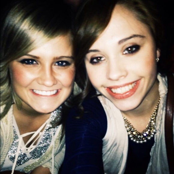 Profile Picture of Hannah Johnson (@bearcat31) on Poshmark