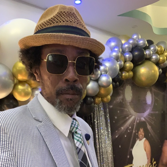 Profile Picture of Andre Stith (@dredayaq52) on Poshmark