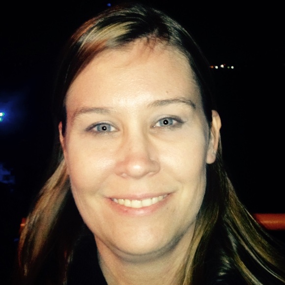 Profile Picture of Jennifer Vaeth (@jenmk2229) on Poshmark