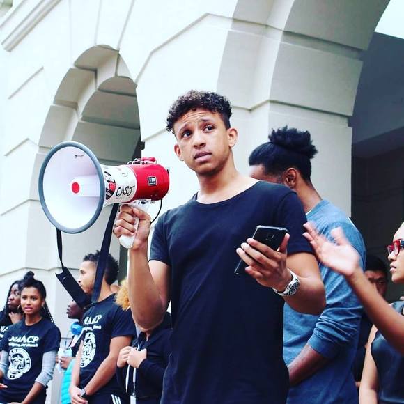 Profile Picture of Bryant Bonner (@bryantbonner) on Poshmark