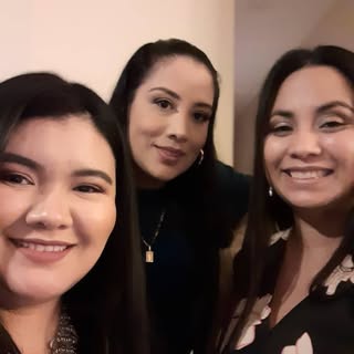 Profile Picture of Luz Flores (@luzflores) on Instagram