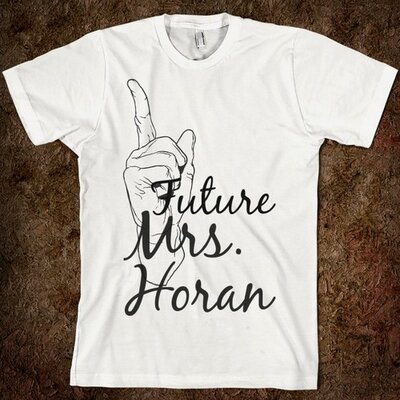 Profile Picture of Coral Wright (@mrsniallhoran42) on Twitter