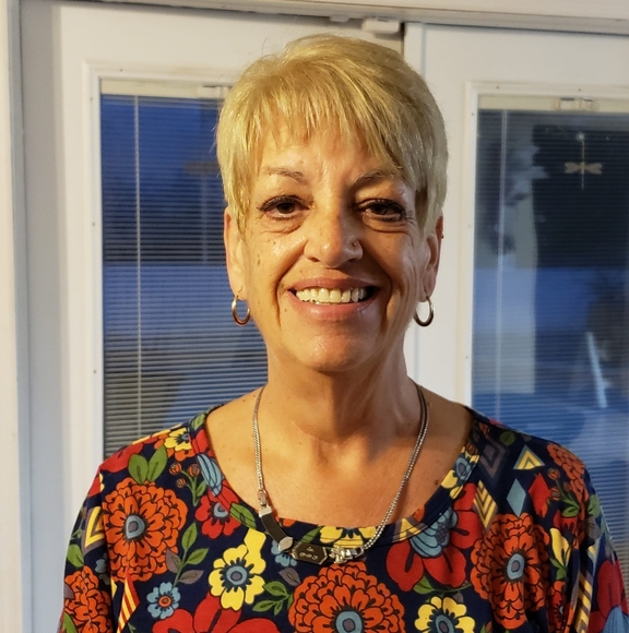 Profile Picture of Charlene Tributino (@ctributino57) on Poshmark