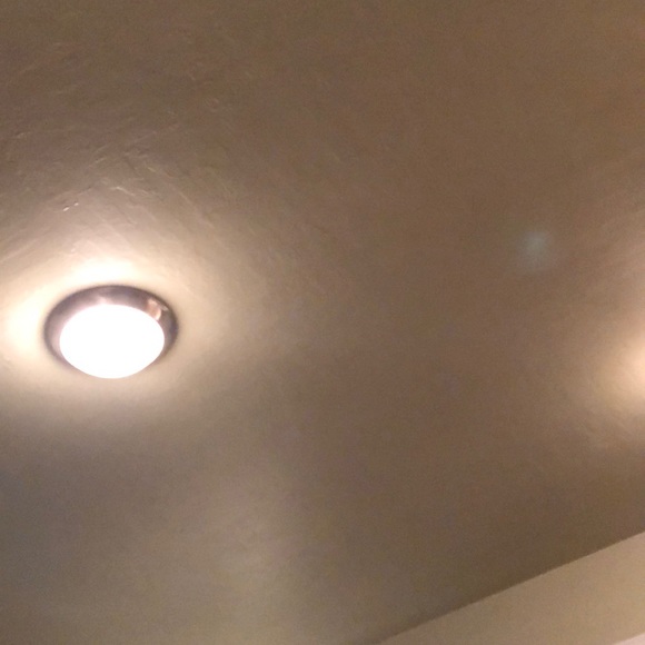 Profile Picture of Reagan Mitchell (@reaganm629) on Poshmark