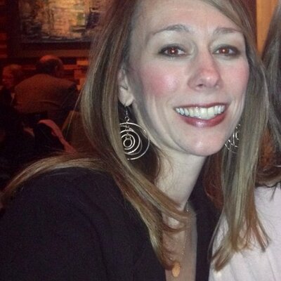 Profile Picture of Elizabeth Maynard (@ElizabethMinNC) on Twitter